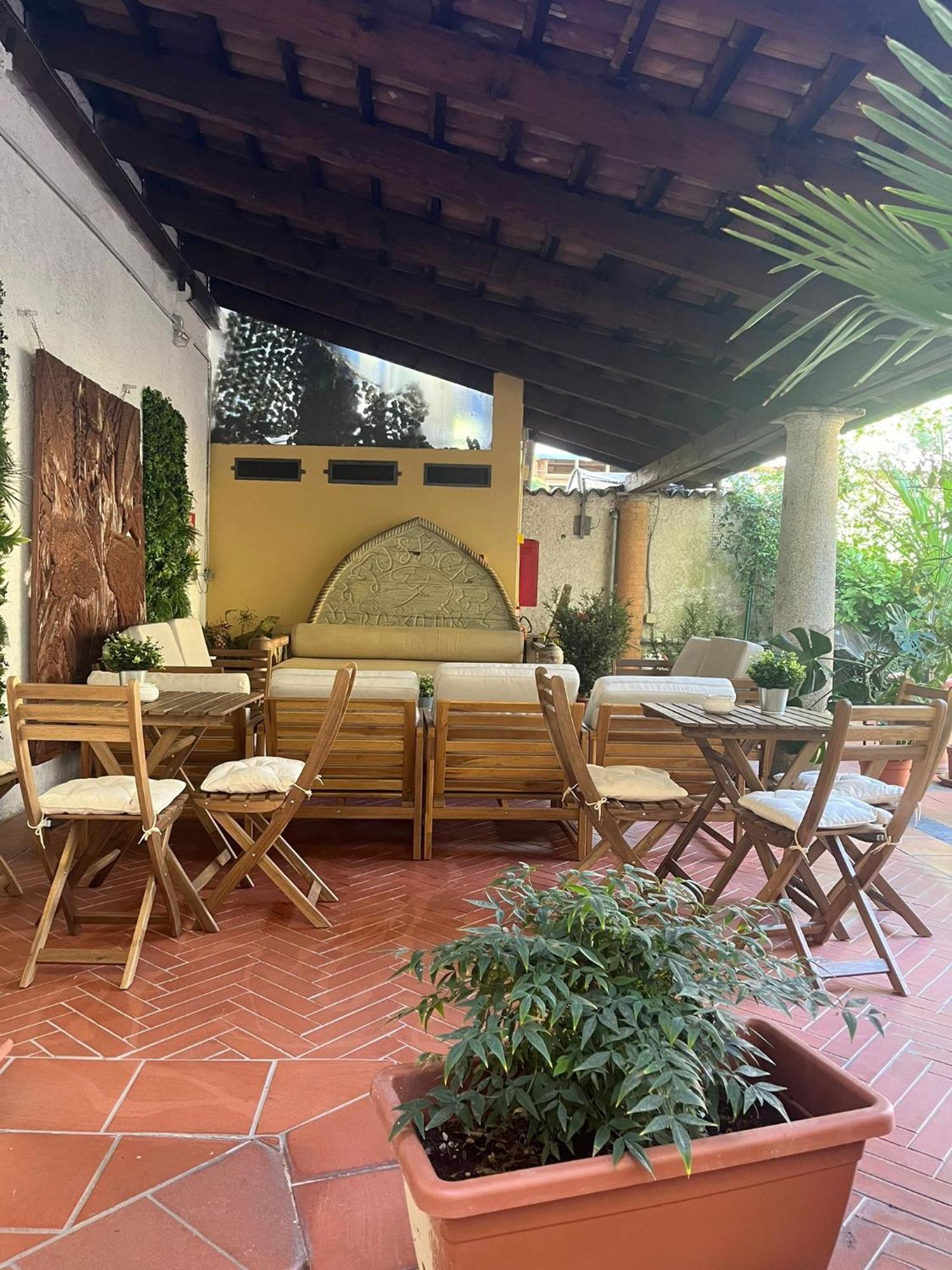 Monolocale Elvira Abbadesse Guest House Милано Екстериор снимка