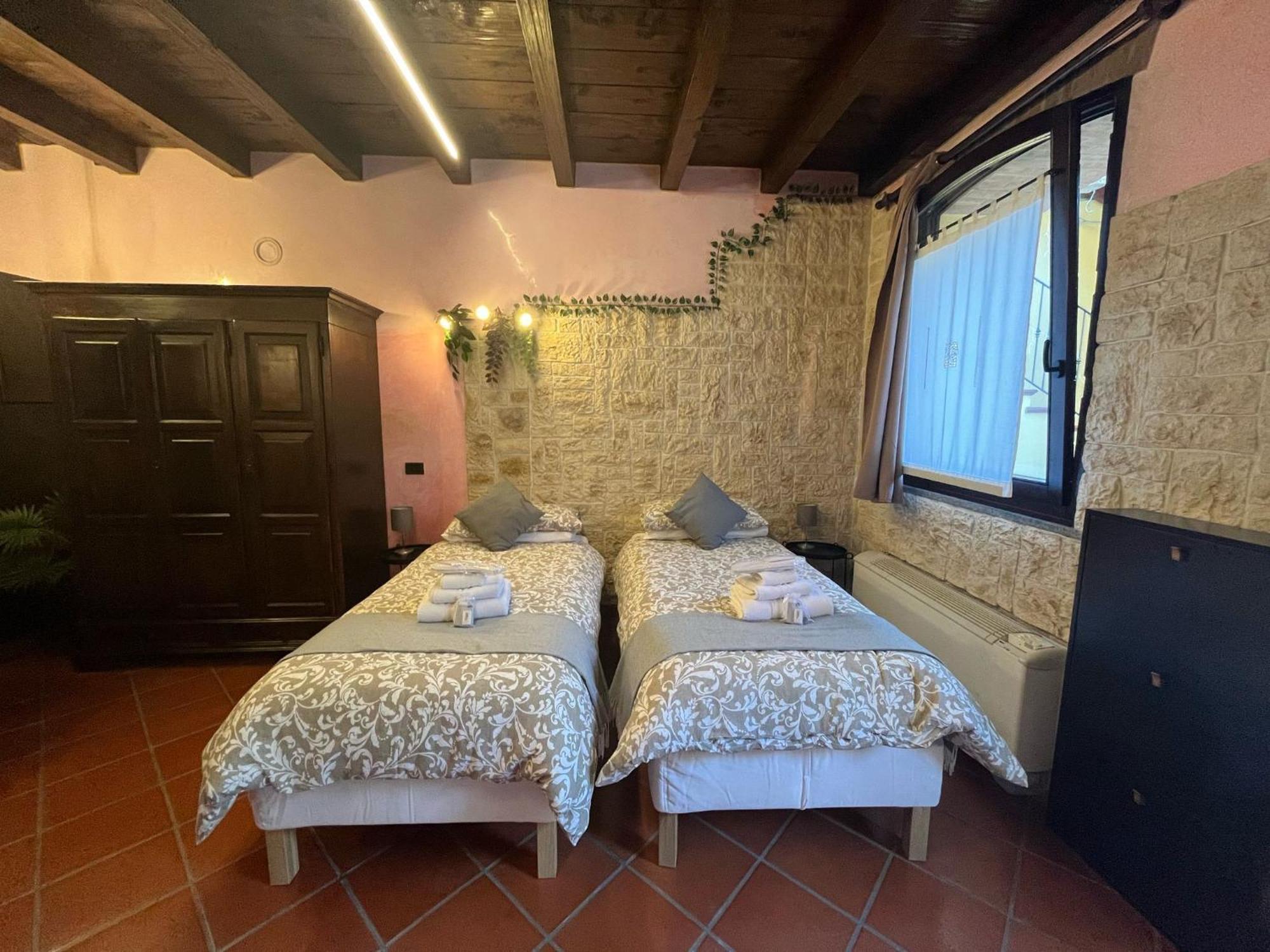 Monolocale Elvira Abbadesse Guest House Милано Екстериор снимка